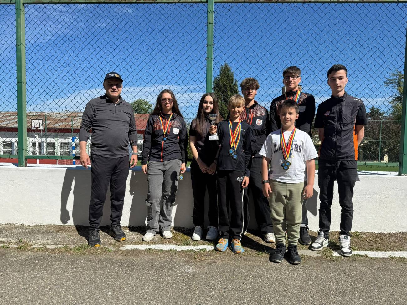 You are currently viewing Performanță de excepție pentru CSM Târgoviște la radioamatorism! Campioni naționali și podiumuri în serie la Deva