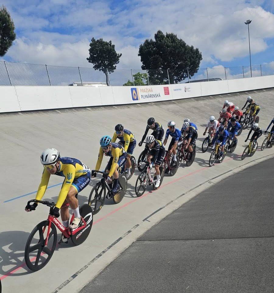 You are currently viewing România accelerează spre elita ciclismului mondial! Componenții lotului național de pistă luptă pentru puncte olimpice în Cehia