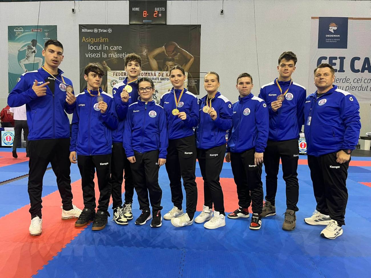 You are currently viewing 8 medalii pentru sportivii de la CS Târgoviște la Cupa României de Karate Shito Ryu. Frații Anastasya și Erik Andrei au cucerit aurul