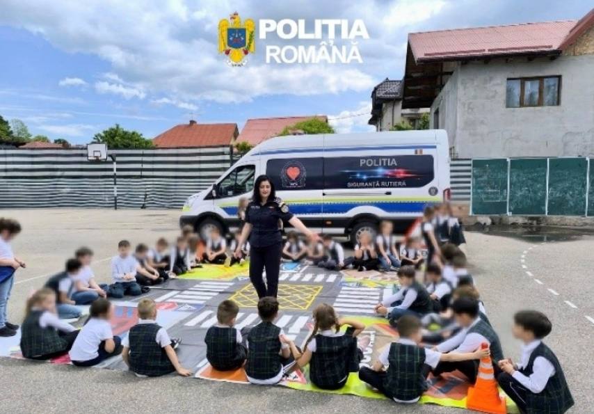 You are currently viewing PUCIOASA: ACTIVITĂȚI PREVENTIVE ÎN SĂPTĂMÂNA NAȚIONALĂ A SIGURANȚEI RUTIERE