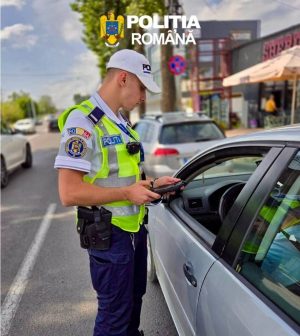 Read more about the article Razii și verificări ale polițiștilor dâmbovițeni, soldate cu peste 330 de sancțiuni contravenționale!