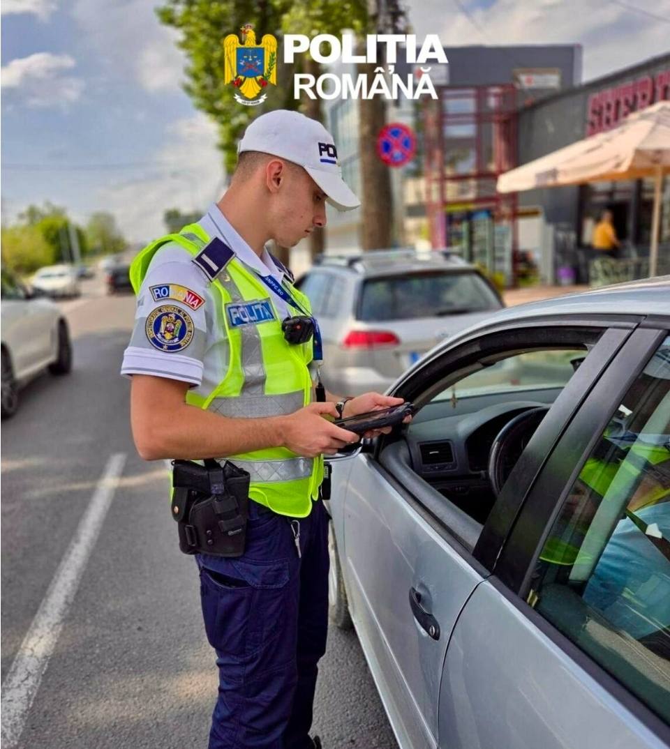 You are currently viewing Razii și verificări ale polițiștilor dâmbovițeni, soldate cu peste 330 de sancțiuni contravenționale!