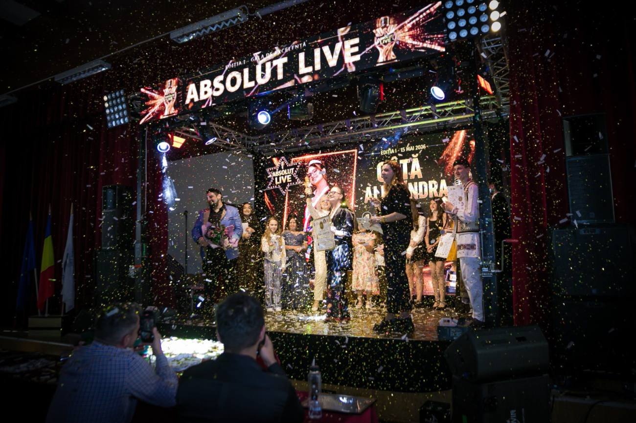 You are currently viewing Primul concurs județean „ABSOLUT LIVE”, organizat la Titu. Zeci de tineri au urcat pe scenă într-o seară dedicată muzicii și talentului
