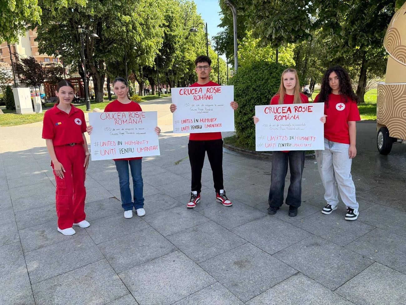 You are currently viewing Împlinirea a 150 de ani de Cruce Roșie, sărbătorită de voluntarii dâmbovițeni
