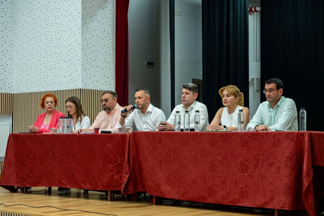 You are currently viewing Întâlnire publică a administrației locale cu cetățenii din Găești