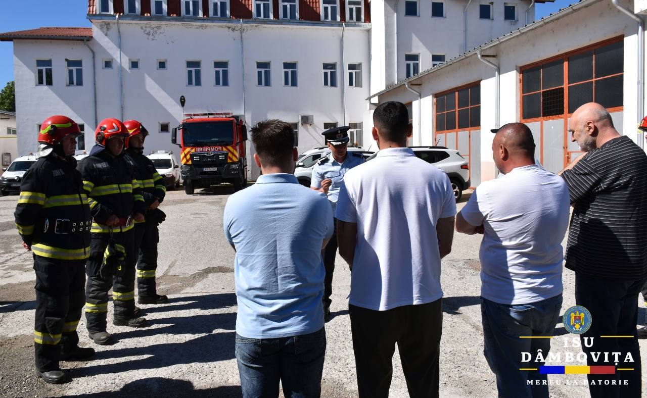 You are currently viewing Exercițiu de adăpostire și evacuare organizat de ISU Dâmbovița la un operator economic din Găești