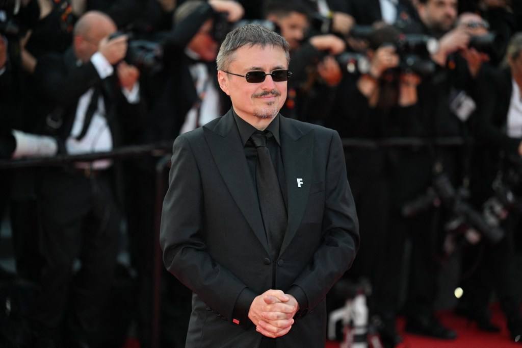 You are currently viewing Cristian Mungiu câștigă Palme d’Or la Cannes