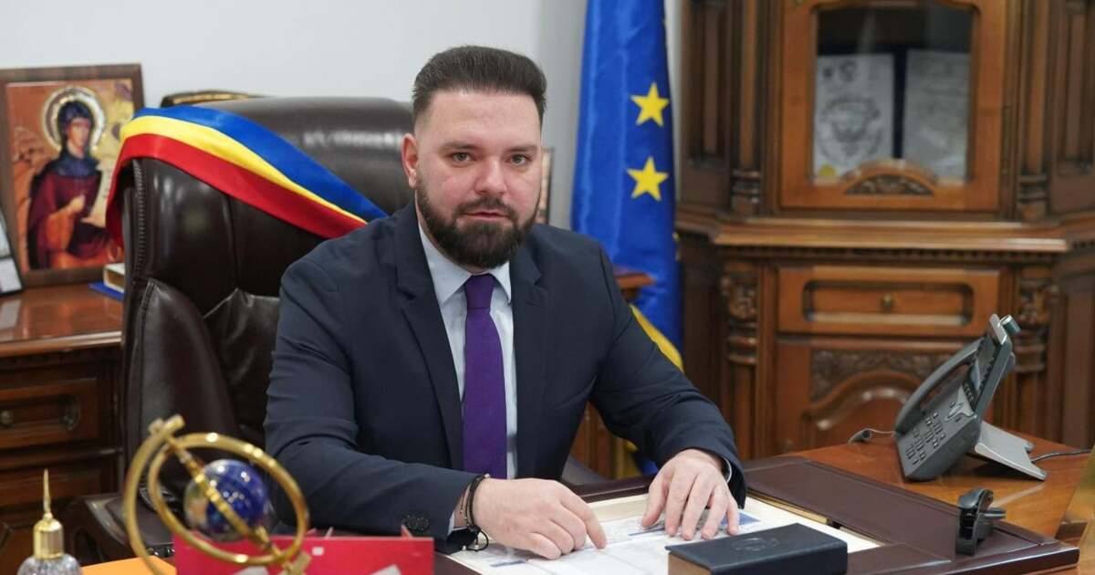You are currently viewing Primarul sectorului 5 din București, Piedone Jr., a fost exclus din PUSL