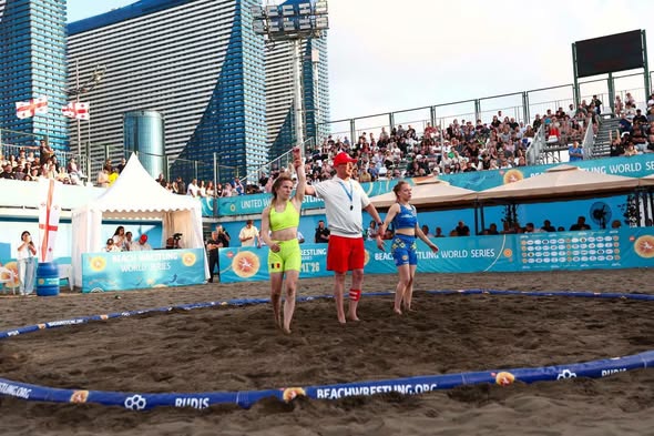 You are currently viewing Luptătoarea Ana Maria Rotaru face senzație în circuitul mondial! Al treilea podium consecutiv la Beach Wrestling World Series