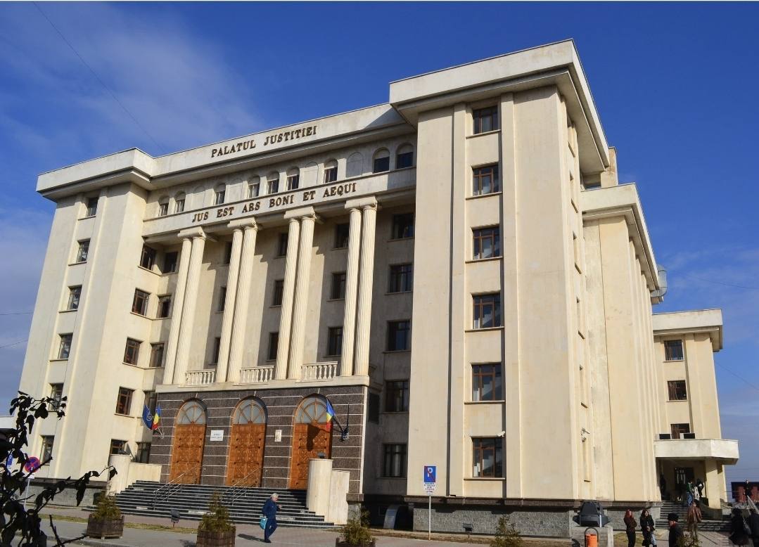 You are currently viewing LA TÂRGOVIȘTE VA AVEA LOC CONFERINȚA TEMATICĂ „IMPACTUL DIGITALIZĂRII ASUPRA PRACTICII JURIDICE. PROVOCĂRI ȘI PERSPECTIVE”