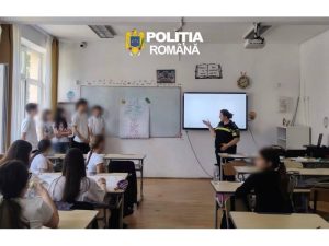 Read more about the article ACTIVITATE PREVENTIVĂ DE PREVENIRE A TRAFICULUI ȘI CONSUMULUI DE DROGURI
