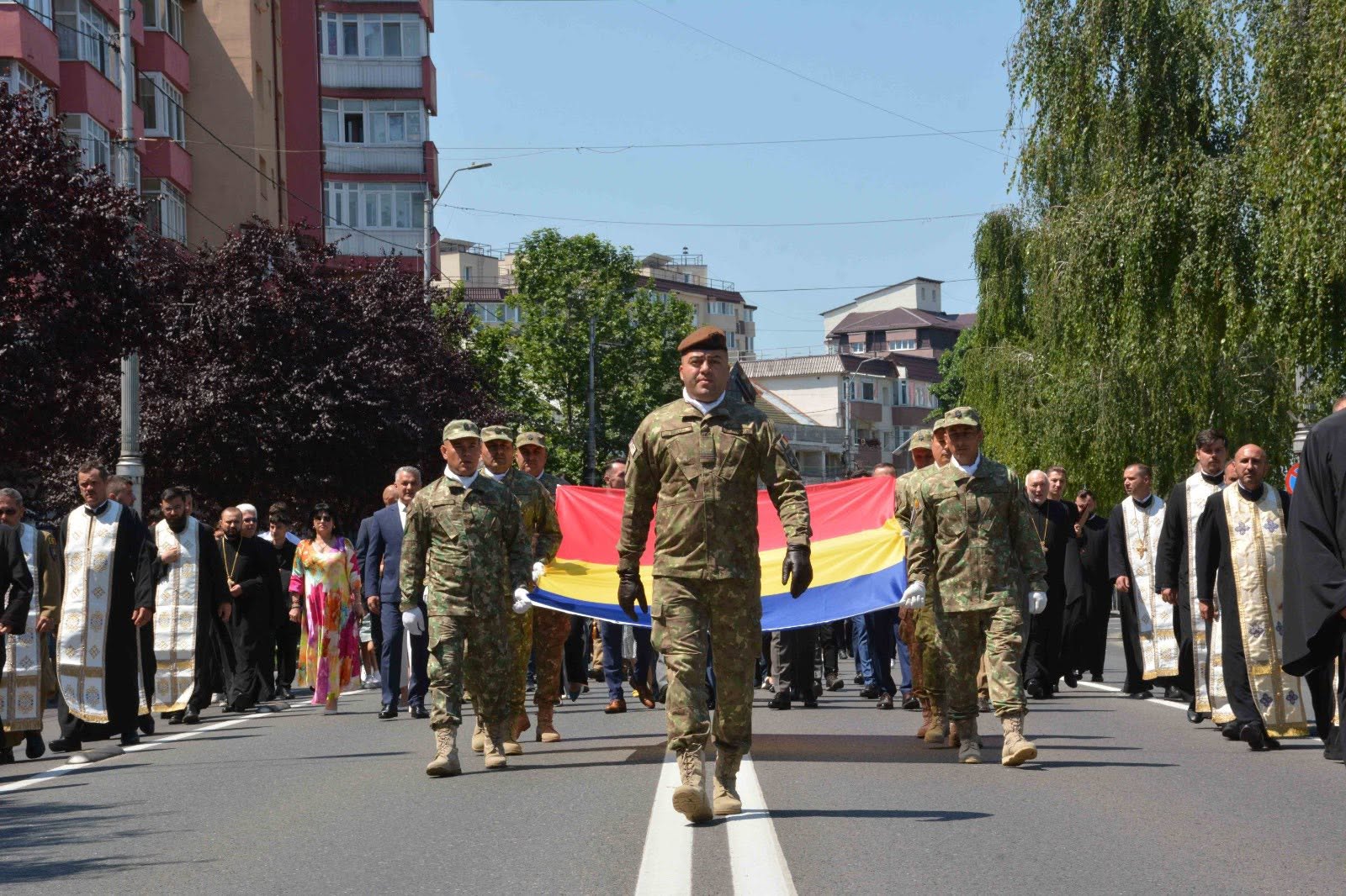 You are currently viewing Ziua Drapelului Național, celebrată la Târgoviște sub semnul unității și al respectului pentru istorie