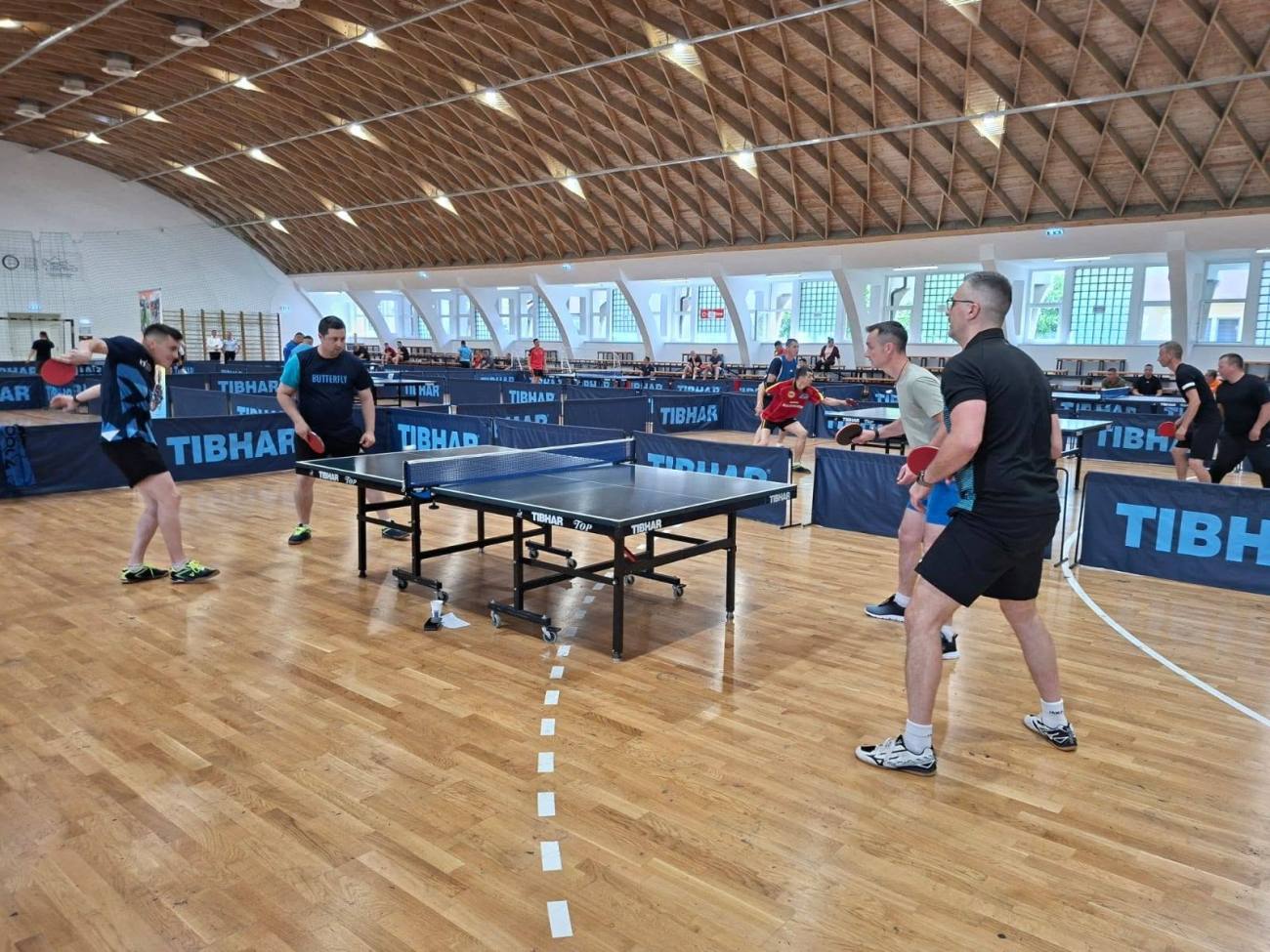 You are currently viewing Locul I pentru pompierii dâmbovițeni la faza națională a Cupei A.S.P.R. la tenis de masă