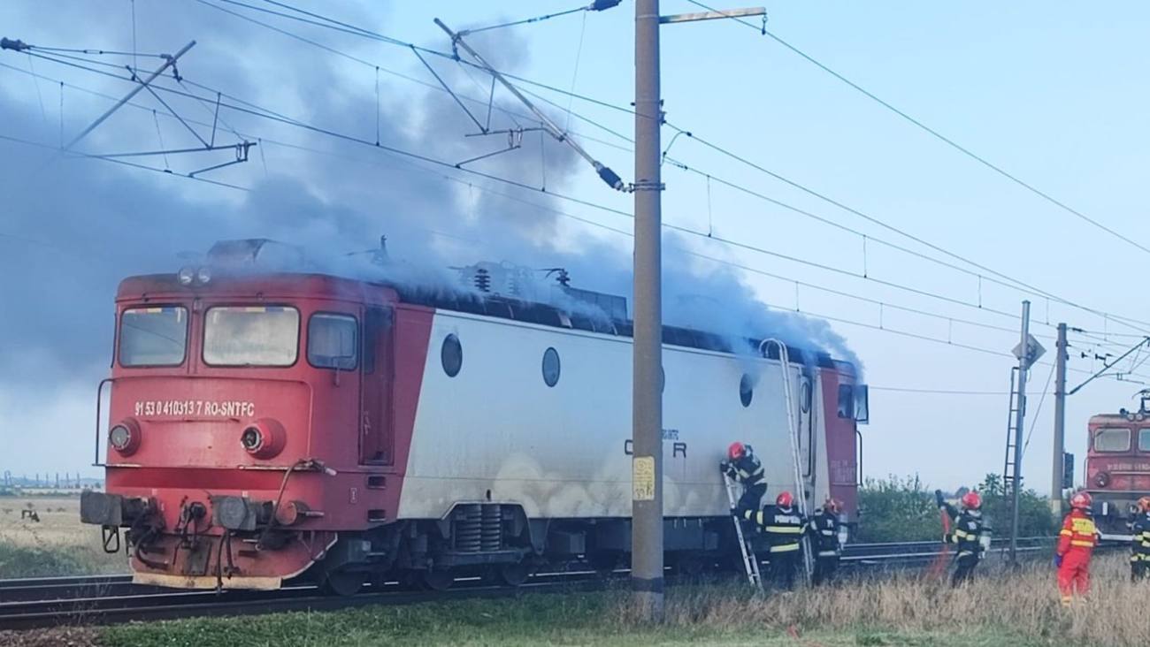 You are currently viewing Locomotiva unui tren marfar a luat foc, în orașul Găești!