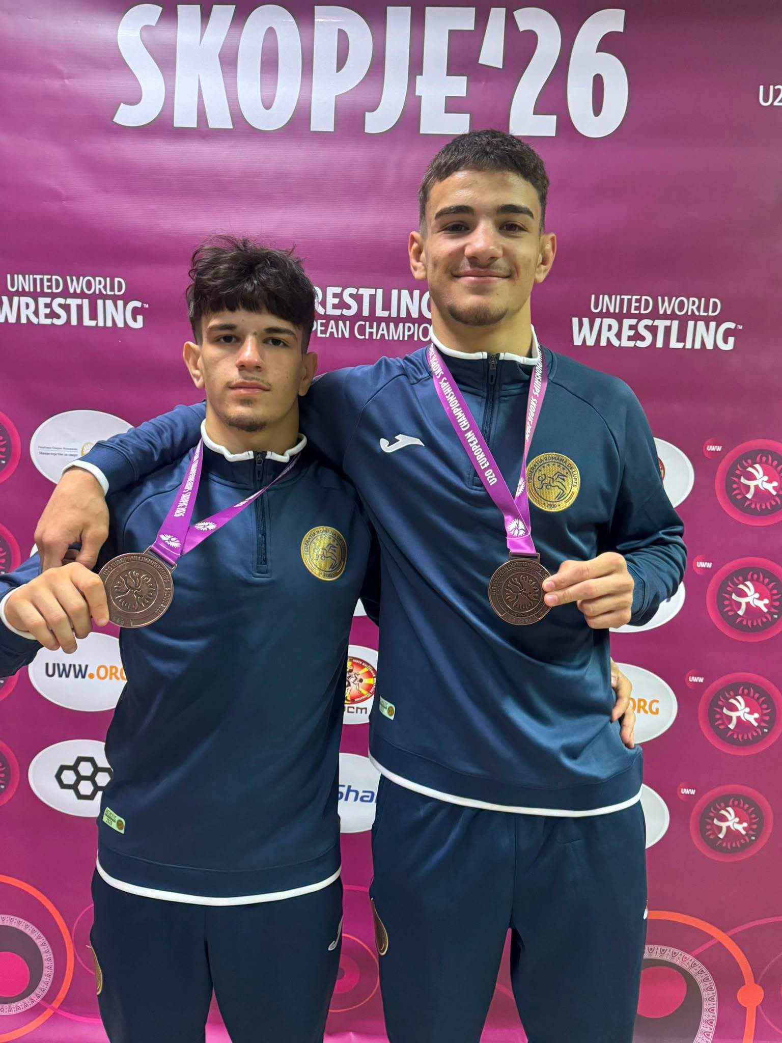 You are currently viewing Două medalii de bronz pentru România la Campionatul European de lupte U20!  Vlad Trip și Ionuț Mereuță au urcat pe podiumul de premiere