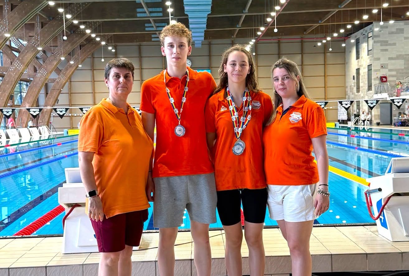 You are currently viewing Performanțe de top la Cupa României pentru înotătorii de la CSM Târgoviște! Anastasia Udroiu Ivan, de trei ori pe podium
