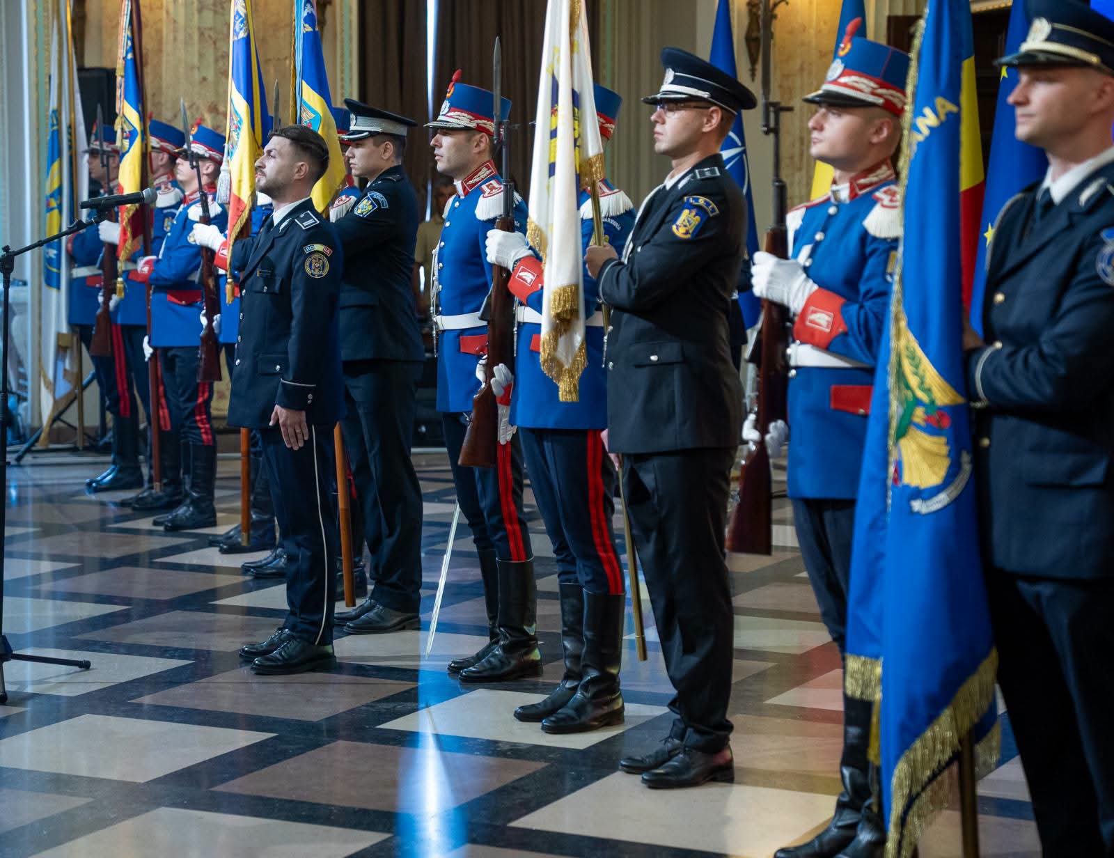 You are currently viewing Distincții acordate de ministrul Predoiu unor structuri și polițiști de frontieră