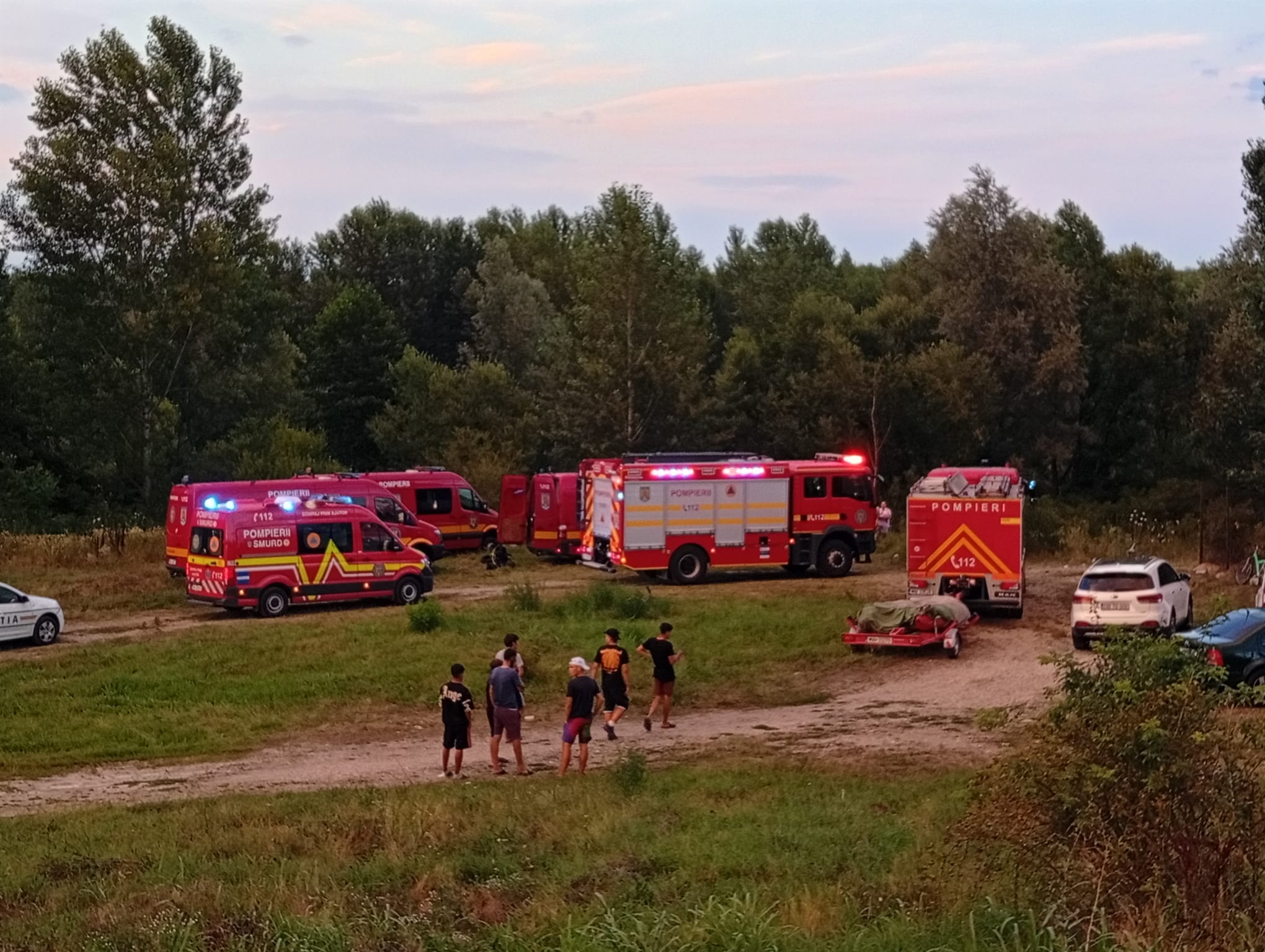 You are currently viewing Alertă la Ionești – Dâmbovița: Doi minori sunt căutați de salvatori în albia râului Argeș!
