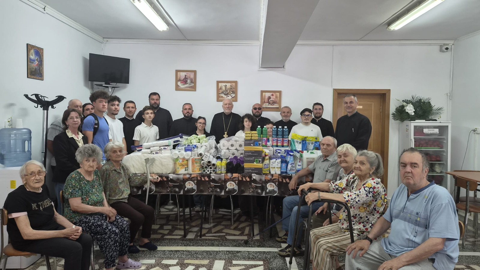 You are currently viewing ACȚIUNE SOCIAL‑FILANTROPICĂ LA CĂMINUL PENTRU PERSOANE VÂRSTNICE AL PAROHIEI EROILOR DIN TÂRGOVIȘTE