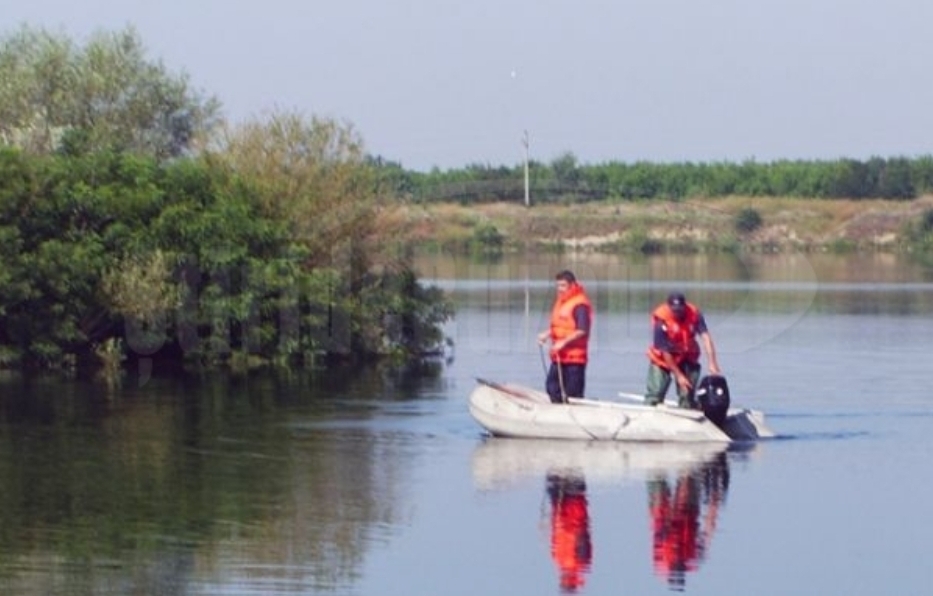 You are currently viewing Un adolescent de 16 ani s-a înecat într-un lac, în zona oraşului Nehoiu, judeţul Buzău