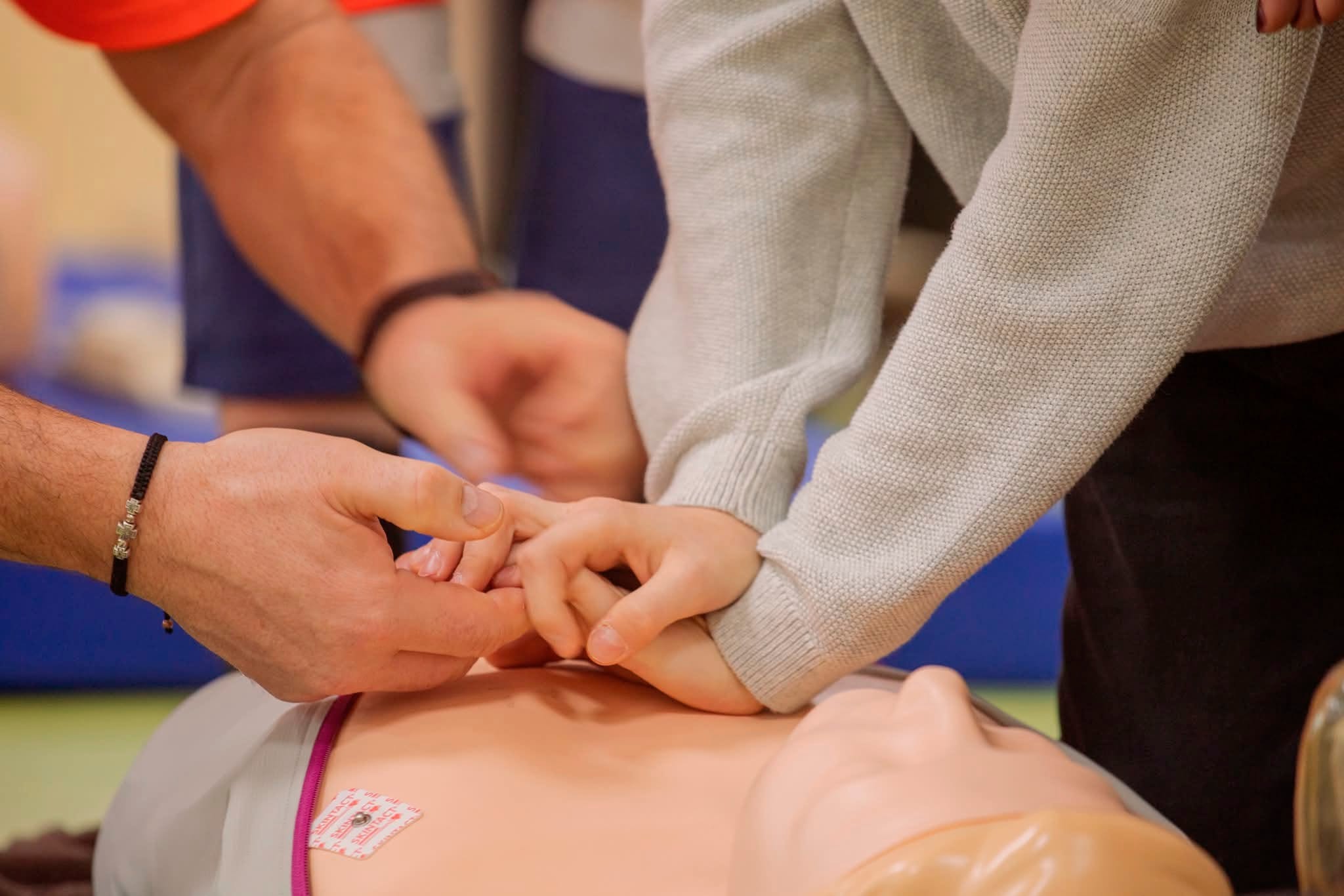 You are currently viewing Cinci greșeli care pot agrava starea unei victime până la sosirea ambulanței. Recomandările Serviciului de Ambulanță Dâmbovița