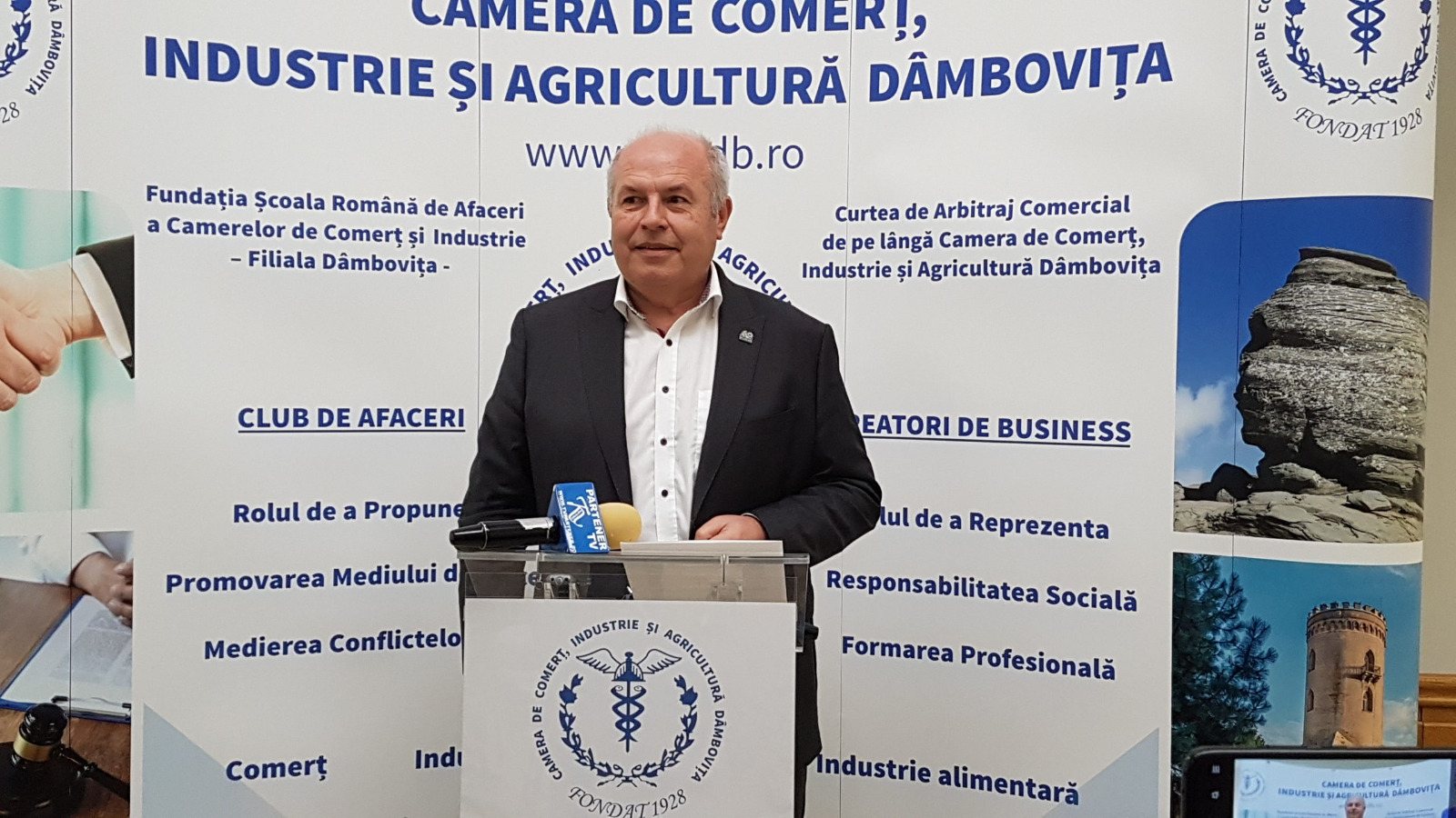 You are currently viewing Camera de Comerț Dâmbovița, la 36 de ani de la reînființare: Construim dialog și dezvoltăm comunitatea de afaceri