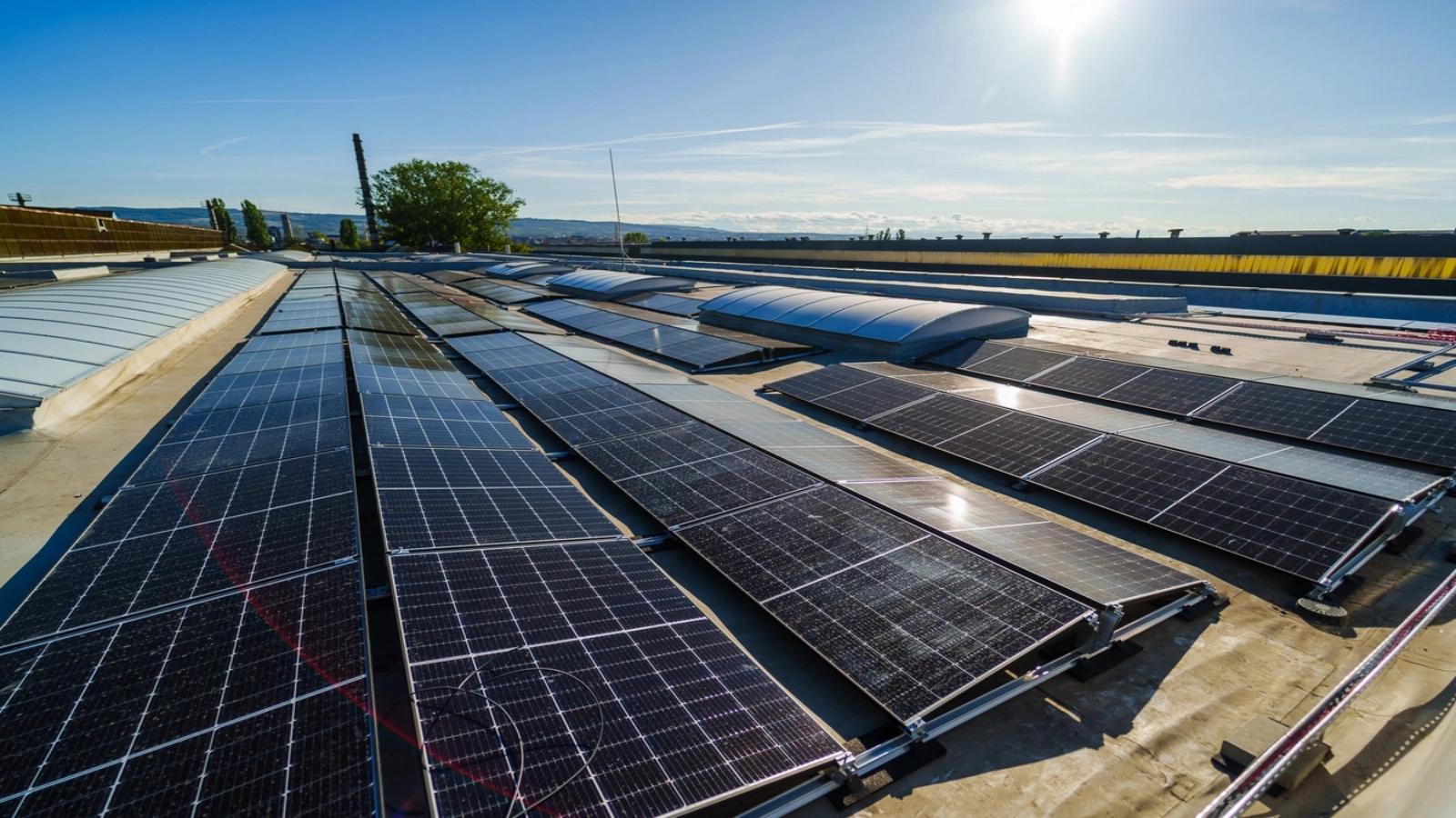 You are currently viewing Proiectul noii capacități de stocare a energiei electrice din Târgoviște primește aviz favorabil de mediu