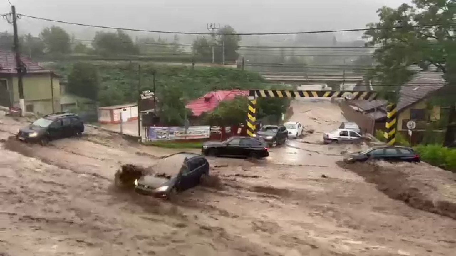 You are currently viewing Furtunile au făcut ravagii în țară. Dâmbovița, printre județele afectate
