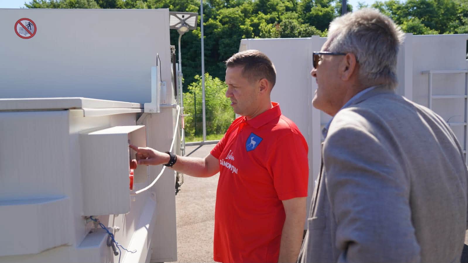 You are currently viewing Avansează lucrările la DJ 712. Președintele CJD a verificat șantierul dintre Târgoviște și Pucioasa