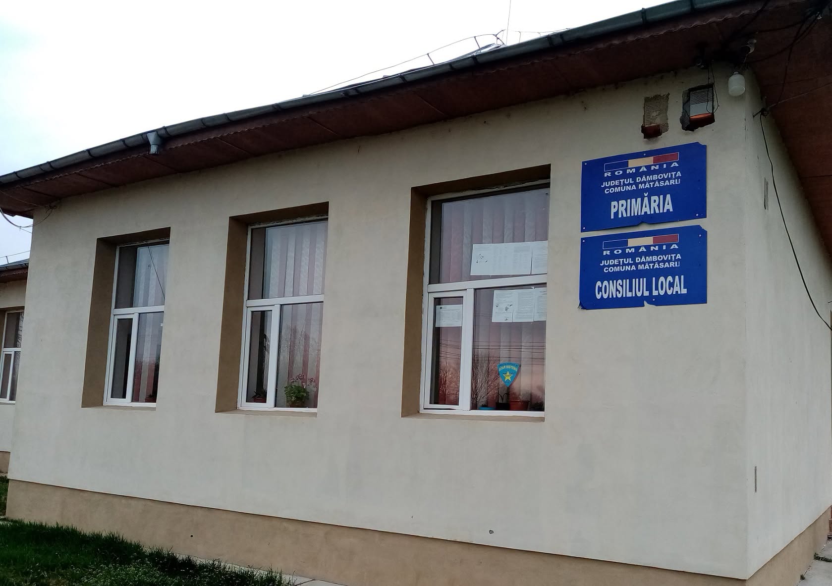 You are currently viewing Primăria Mătăsaru anunță un nou pas pentru realizarea bazei sportive din comună