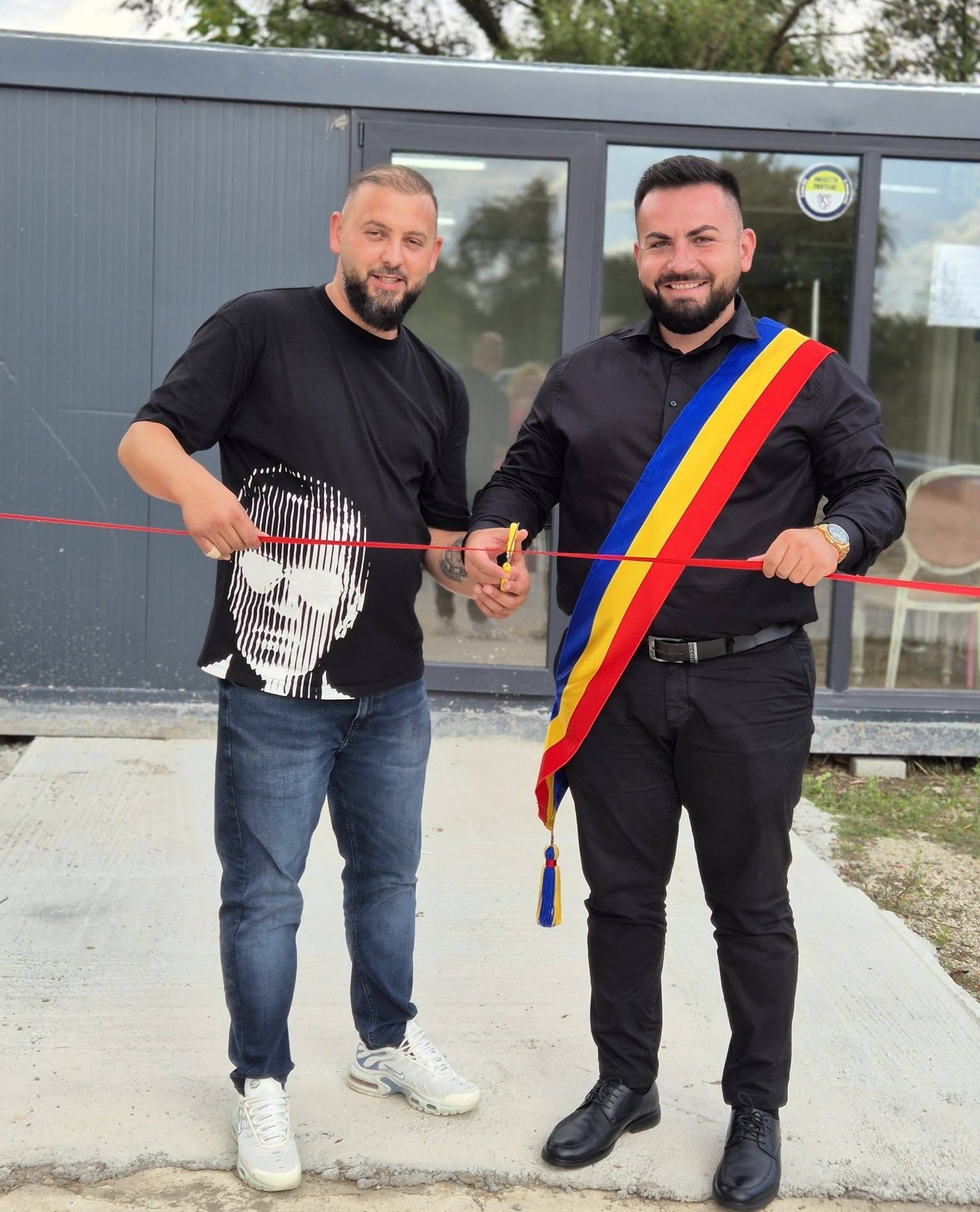 You are currently viewing Centru de colectare pentru deșeuri reciclabile, inaugurat în comuna Mătăsaru