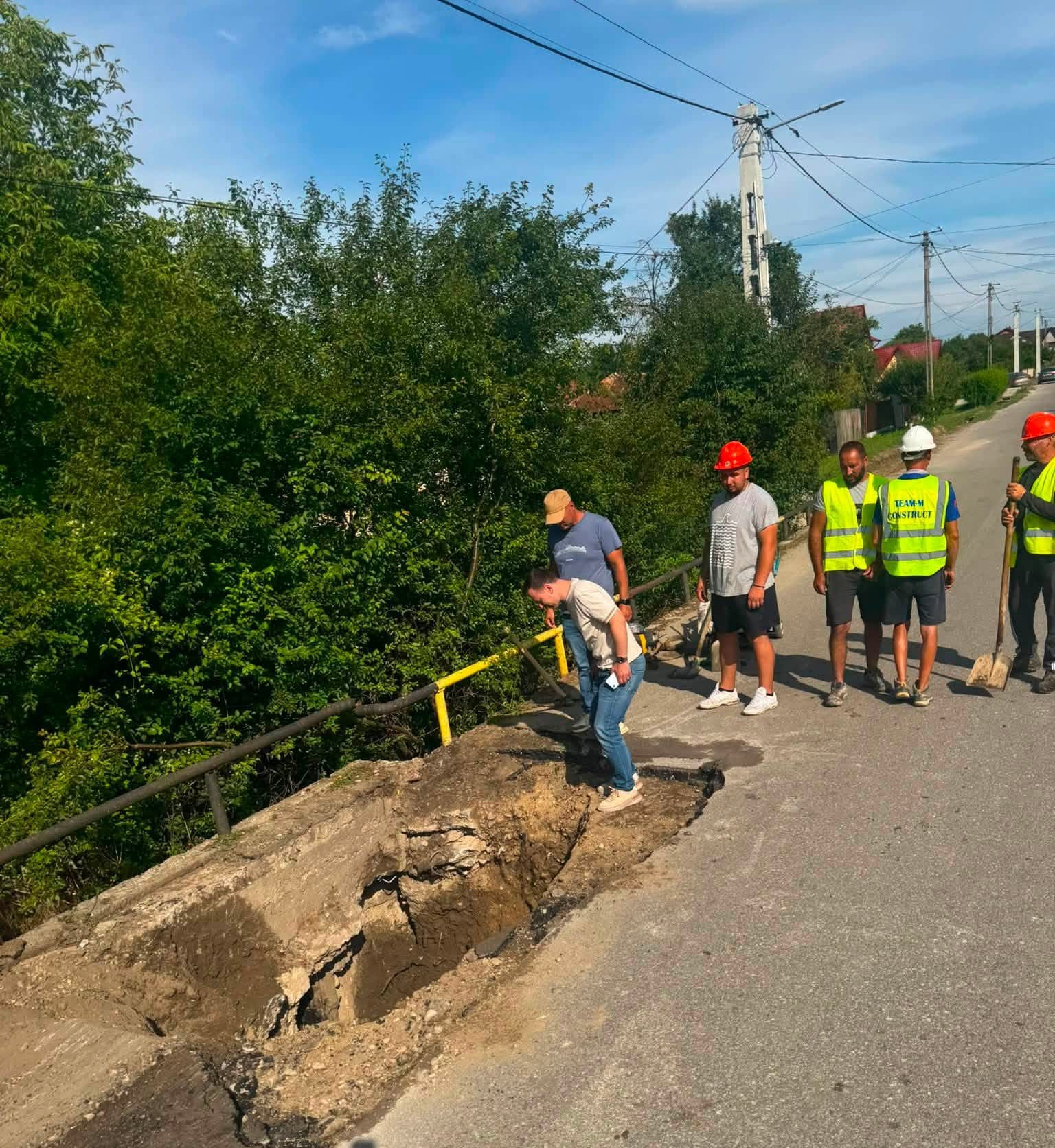 You are currently viewing Circulație închisă pe DC 16, la Răzvad. Se intervine de urgență în zona podului de la Gorgota