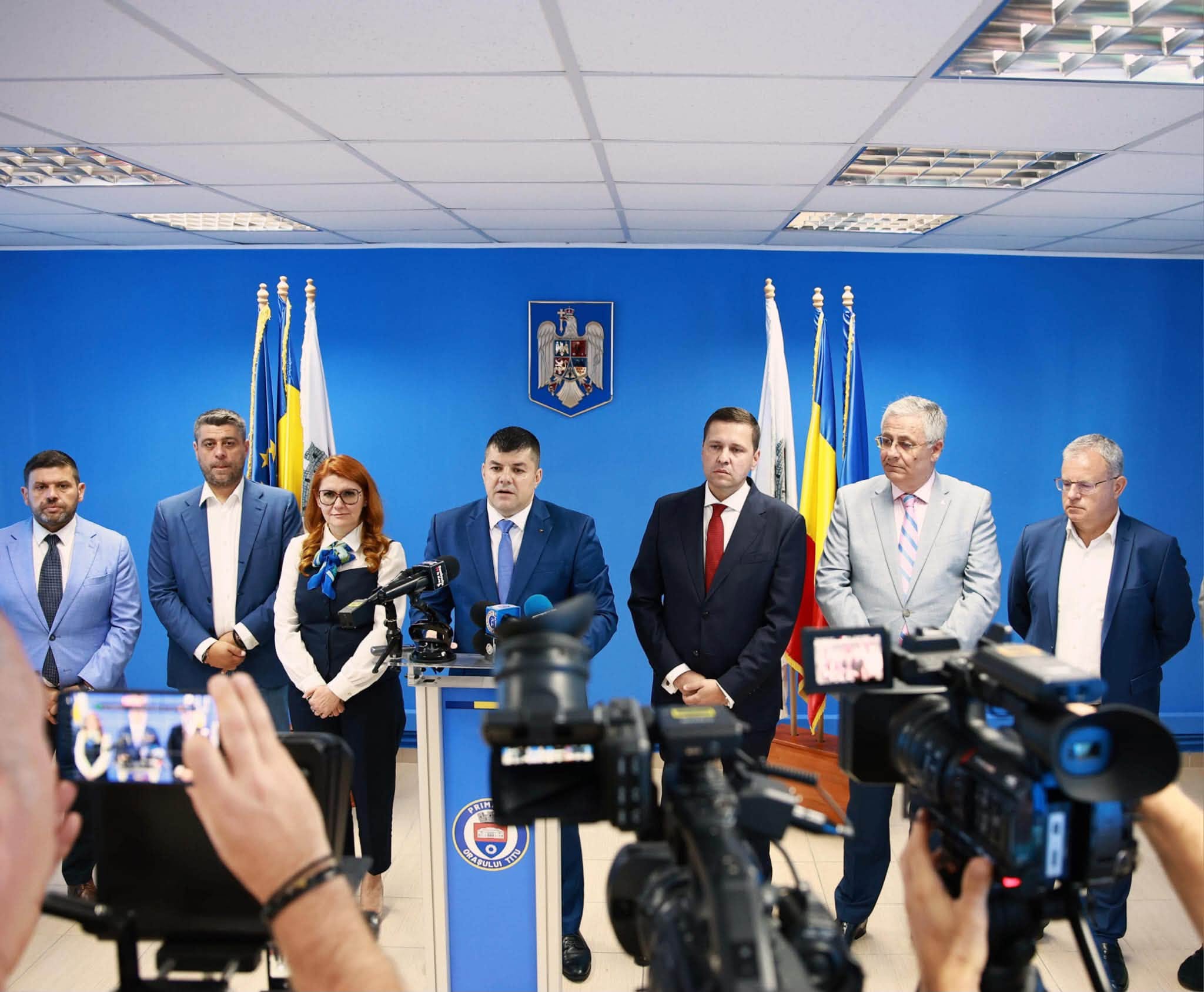 You are currently viewing Investiție de 80 de milioane de lei la Titu. A fost semnat contractul pentru cel mai mare proiect de mobilitate urbană din istoria orașului