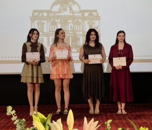 Read more about the article Târgoviștea confirmă excelența la Bacalaureat. Patru medii de 10 plasează Dâmbovița pe podiumul național