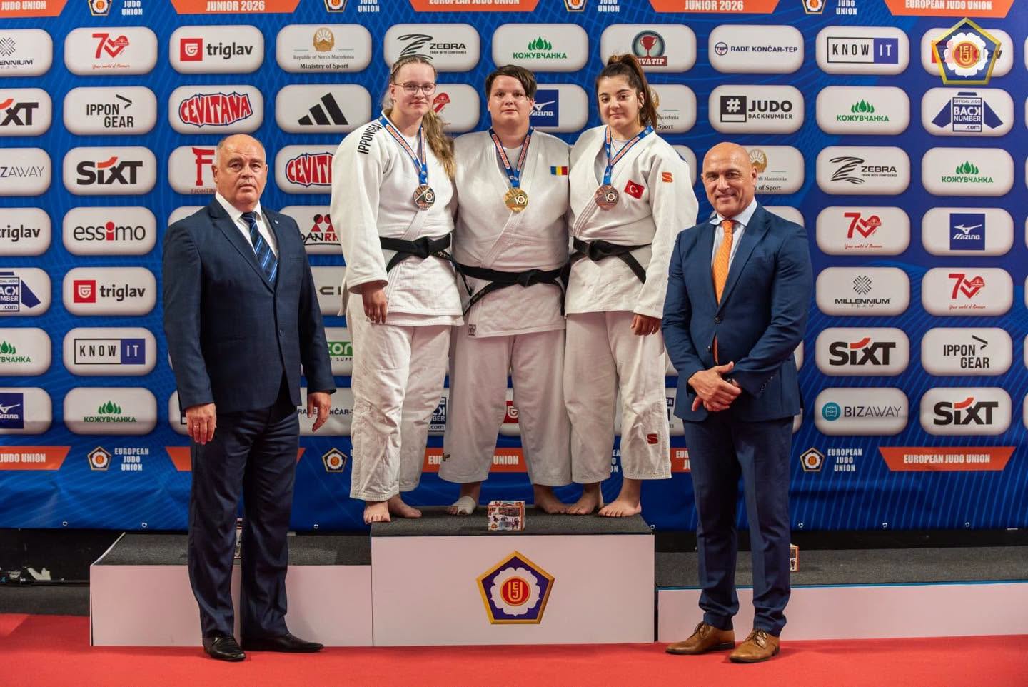 You are currently viewing România a strălucit la Skopje! Aur pentru Roxana Visa, argint pentru dâmbovițeanca Vanessa Tolea la Cupa Europeană U21