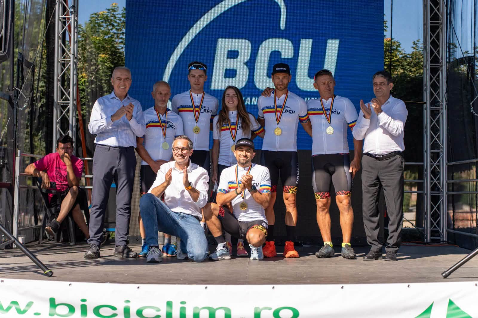 You are currently viewing Performanță istorică la Alba Iulia! 11 medalii pentru tricolori la primul Campionat Balcanic de XCM organizat în România