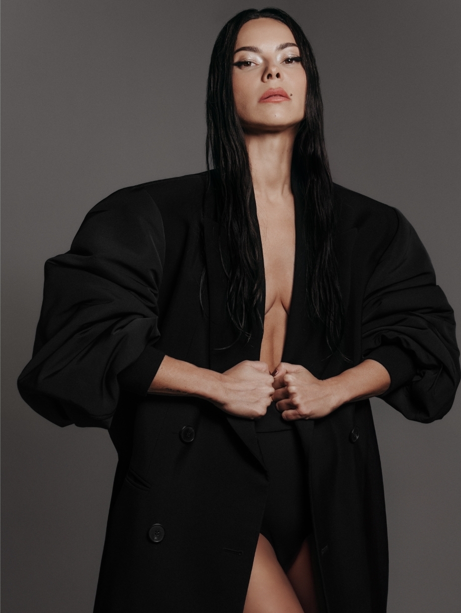 You are currently viewing INNA marchează un nou record internațional: a zecea piesă a artistei depășește 100 de milioane de streams pe Spotify