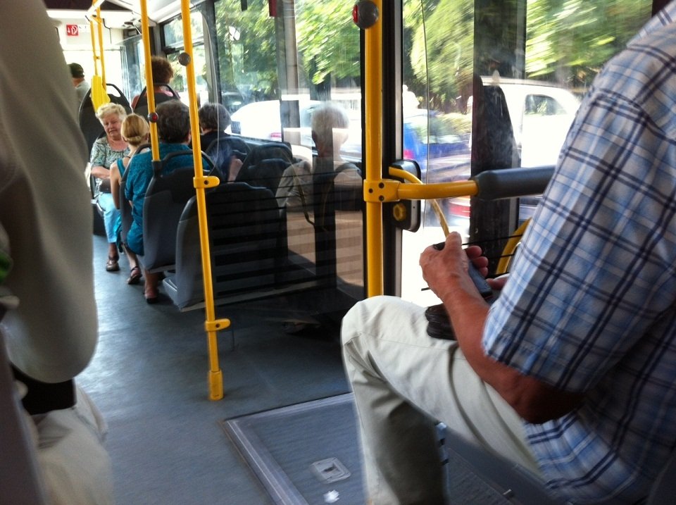 You are currently viewing Vinerea, transportul public va fi gratuit în Târgoviște. Noi facilități și pentru pensionari și studenții Universității „Valahia”