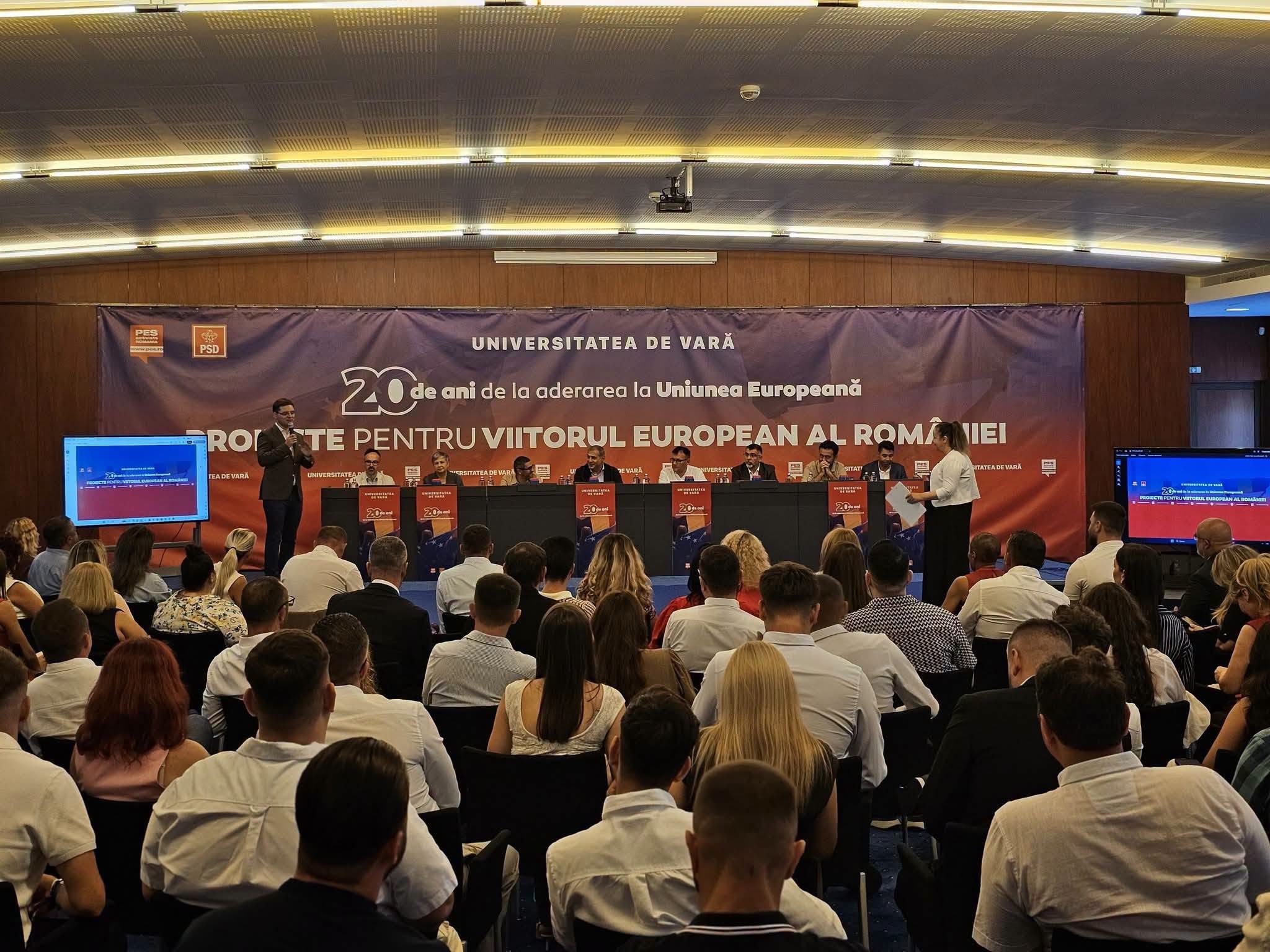 You are currently viewing Delegație din Dâmbovița, la Universitatea de Vară PES activists. Proiectele participanților, gândite pentru a deveni inițiative europene