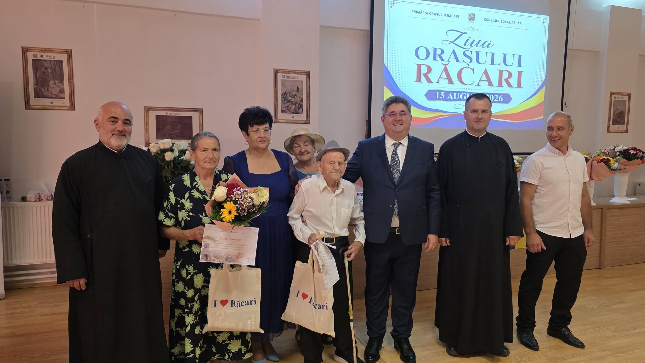 You are currently viewing De Ziua Orașului Răcari, comunitatea a fost în prim-plan. Elevi, profesori, seniori și oameni dedicați, premiați pentru contribuția lor