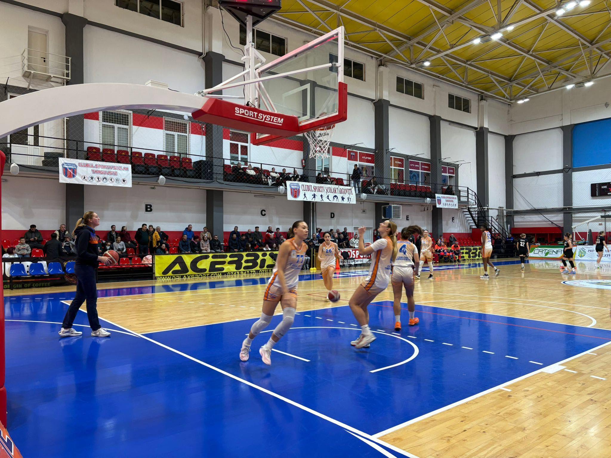 You are currently viewing Echipa de baschet feminin CSM-CSU Târgoviște, recital la București! Victorie categorică în ultimul test înaintea debutului în campionat