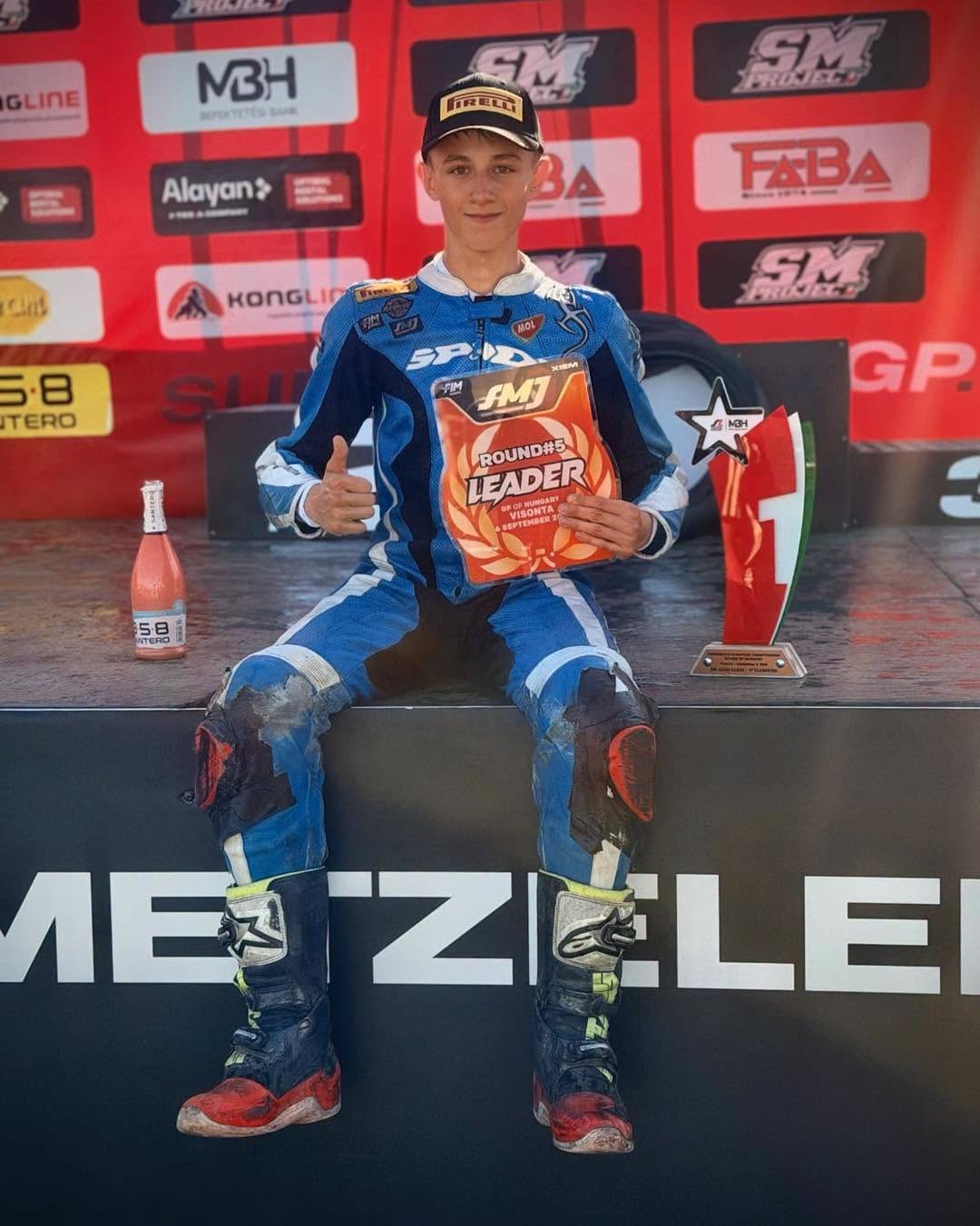 You are currently viewing Pas uriaș spre titlul continental! Mark Szabo, noul lider al Campionatului European de Supermoto Junior