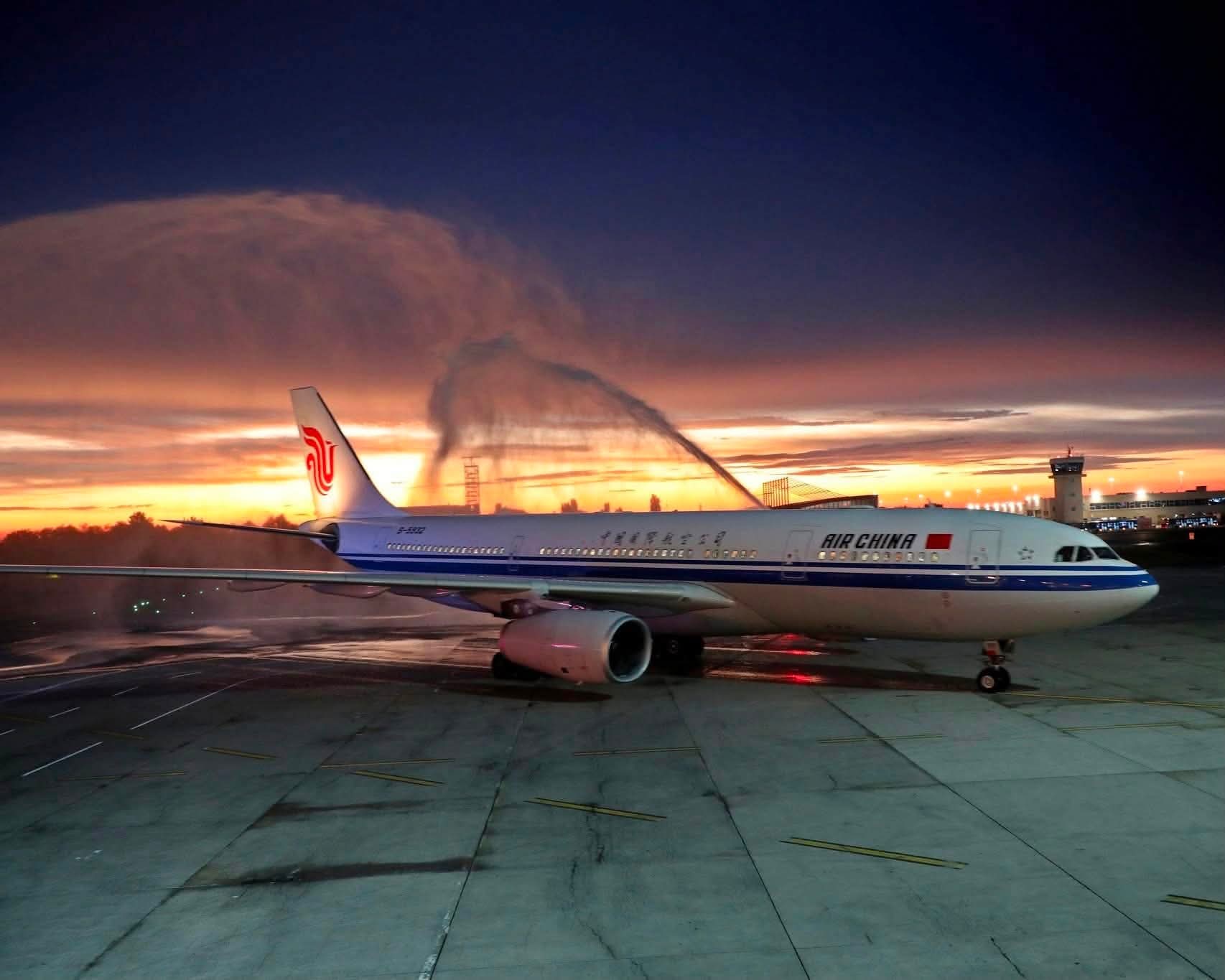 You are currently viewing De astăzi, zboruri directe pe ruta Bucureşti – Beijing, operate de Air China