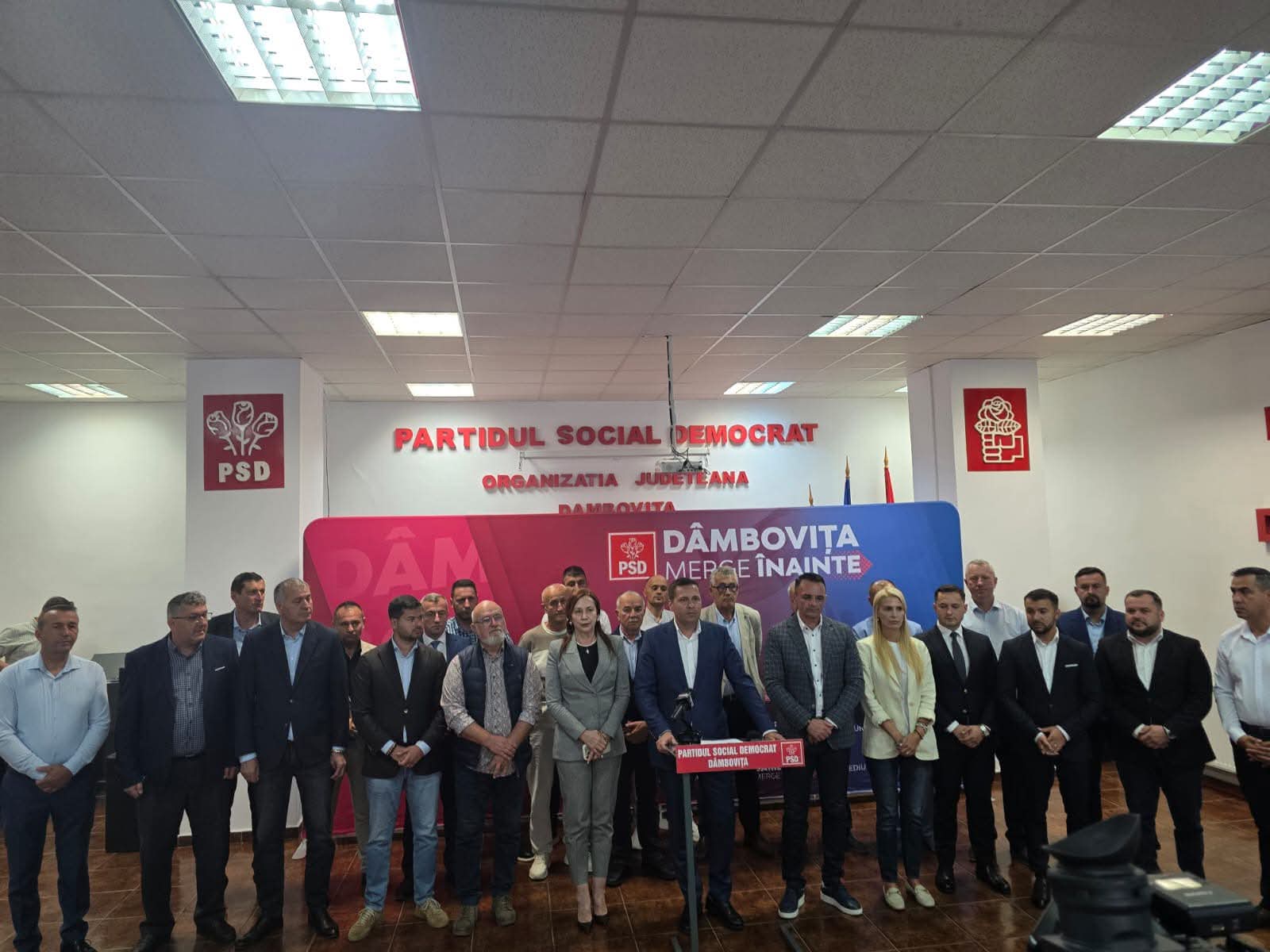 You are currently viewing PSD Dâmbovița își întărește organizațiile. Corneliu Ștefan, președinte: Dacă se va ajunge la alegeri anticipate, suntem pregătiți