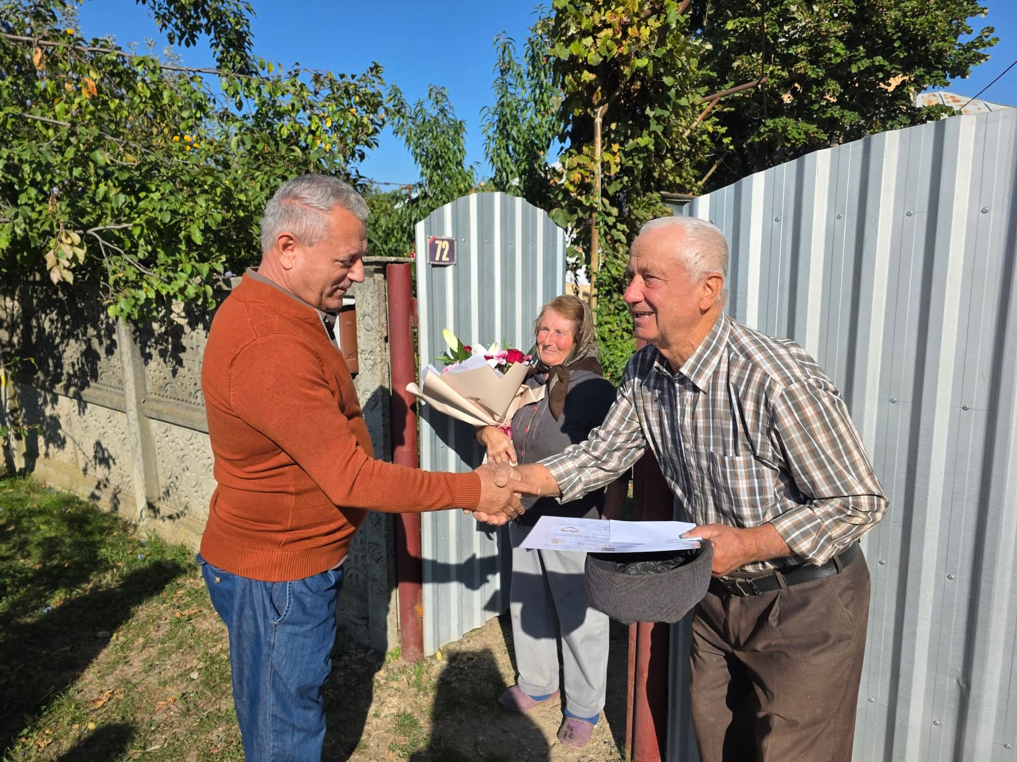 You are currently viewing Nunta de Aur și Nunta de Argint, sărbătorite din nou la Dragomirești. Primăria a reluat tradiția începută în 2018