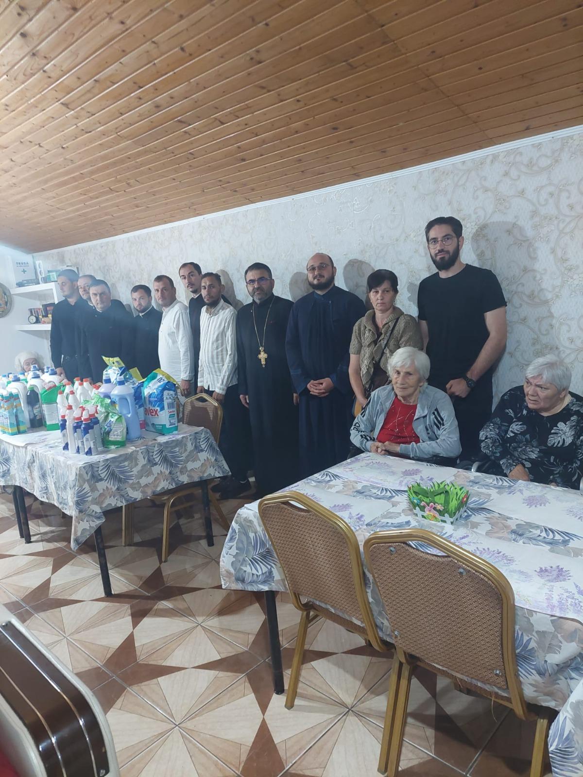 You are currently viewing DARURI DIN PARTEA BISERICII PENTRU VÂRSTNICII DE LA CĂMINUL „SF. ARHANGHELI MIHAIL ȘI GAVRIIL” DIN BĂLTENI