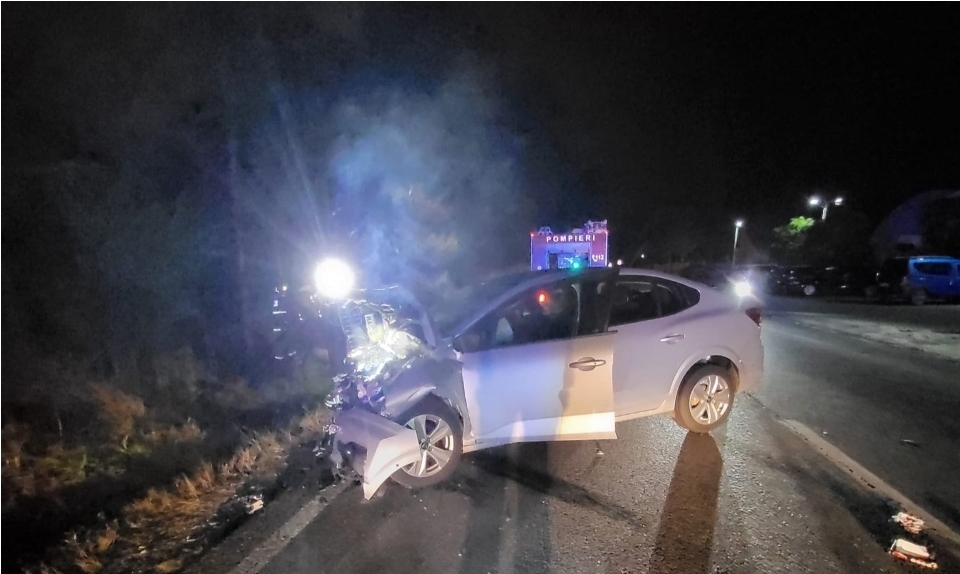 You are currently viewing Teribil accident rutier pe DN 72, în localitatea Mija! Trei persoane au fost rănite!