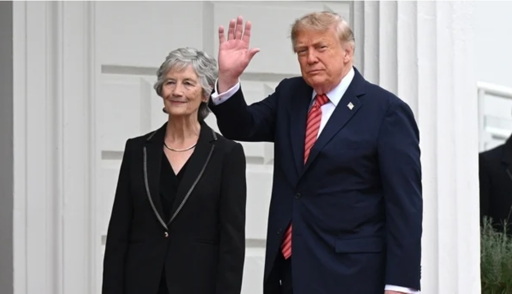 You are currently viewing Trump s-a întâlnit la Dublin cu liderii Irlandei