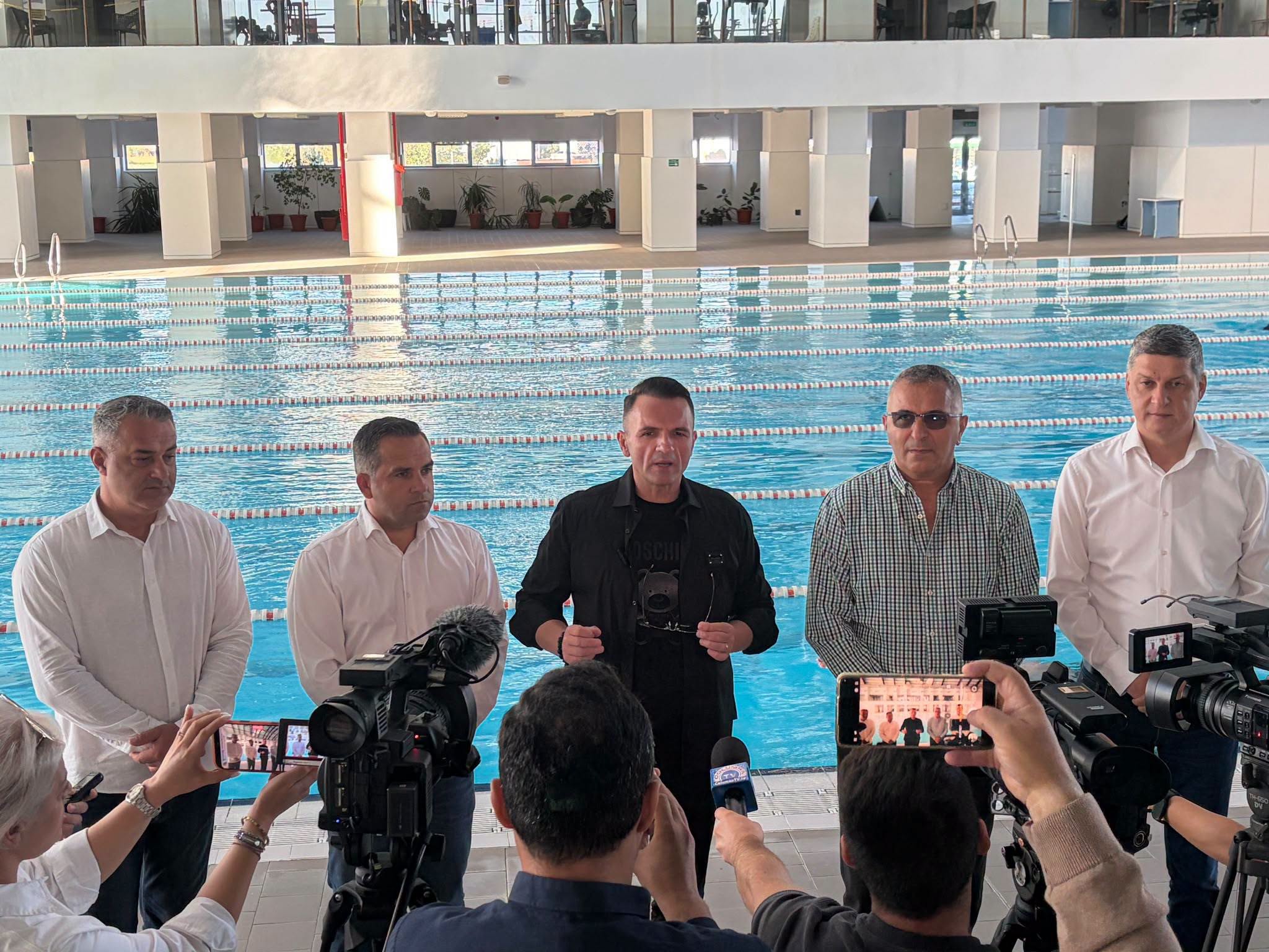 You are currently viewing Licitație lansată pentru modernizarea Bazinului Olimpic din Târgoviște. Lucrările sunt estimate să înceapă anul viitor