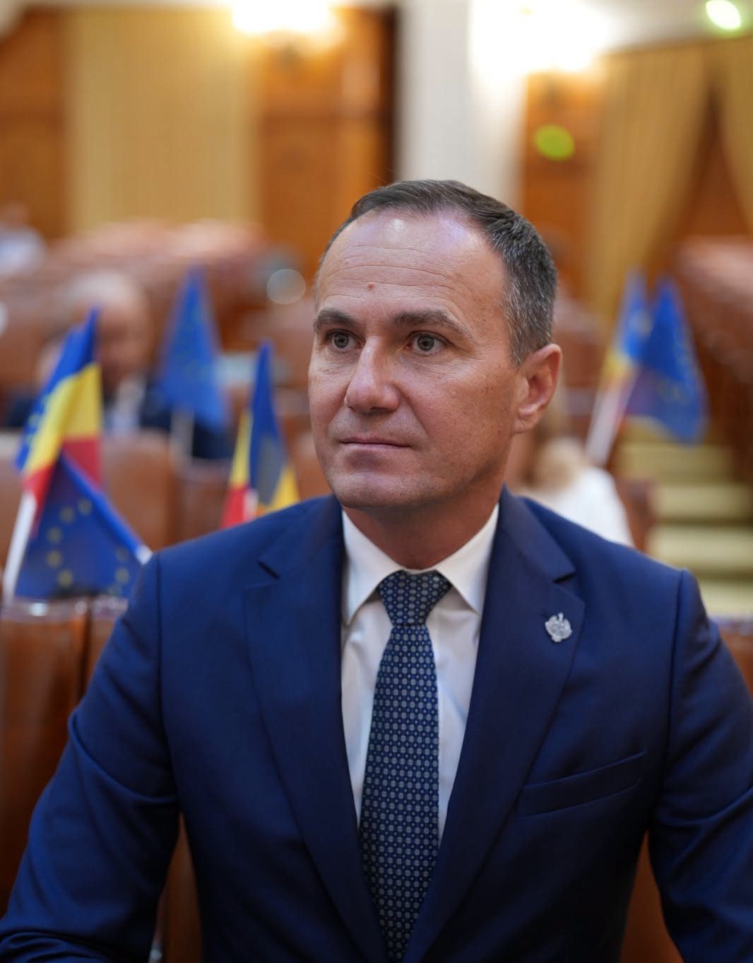 You are currently viewing Aurelian Cotinescu, ales vicepreședinte al Comisiei pentru Apărare din Camera Deputaților. Investițiile din Dâmbovița, între prioritățile anunțate de liberal